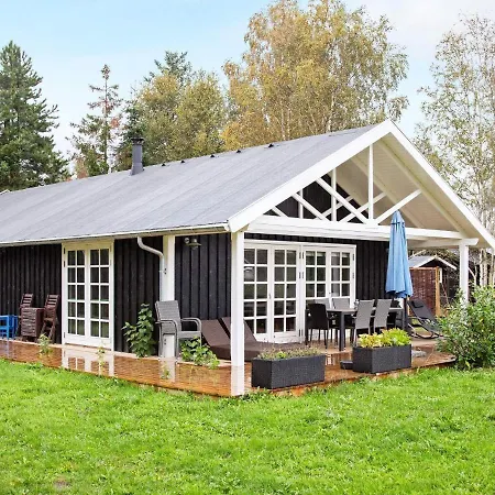 4 Star Holiday In R Dby Rødby