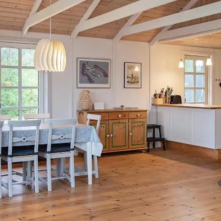4 Star Holiday In R Dby Ferienhaus Rødby
